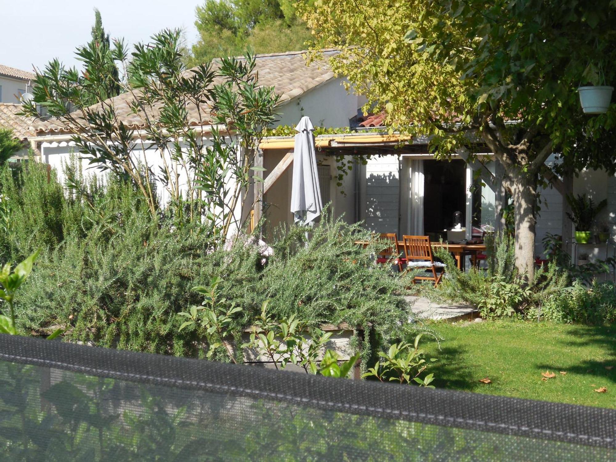 La Maison Bleue LʼIsle-sur-la-Sorgue 외부 사진
